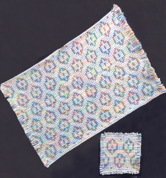 CA121 Grandma's Garden Place Mats & Mug Rugs